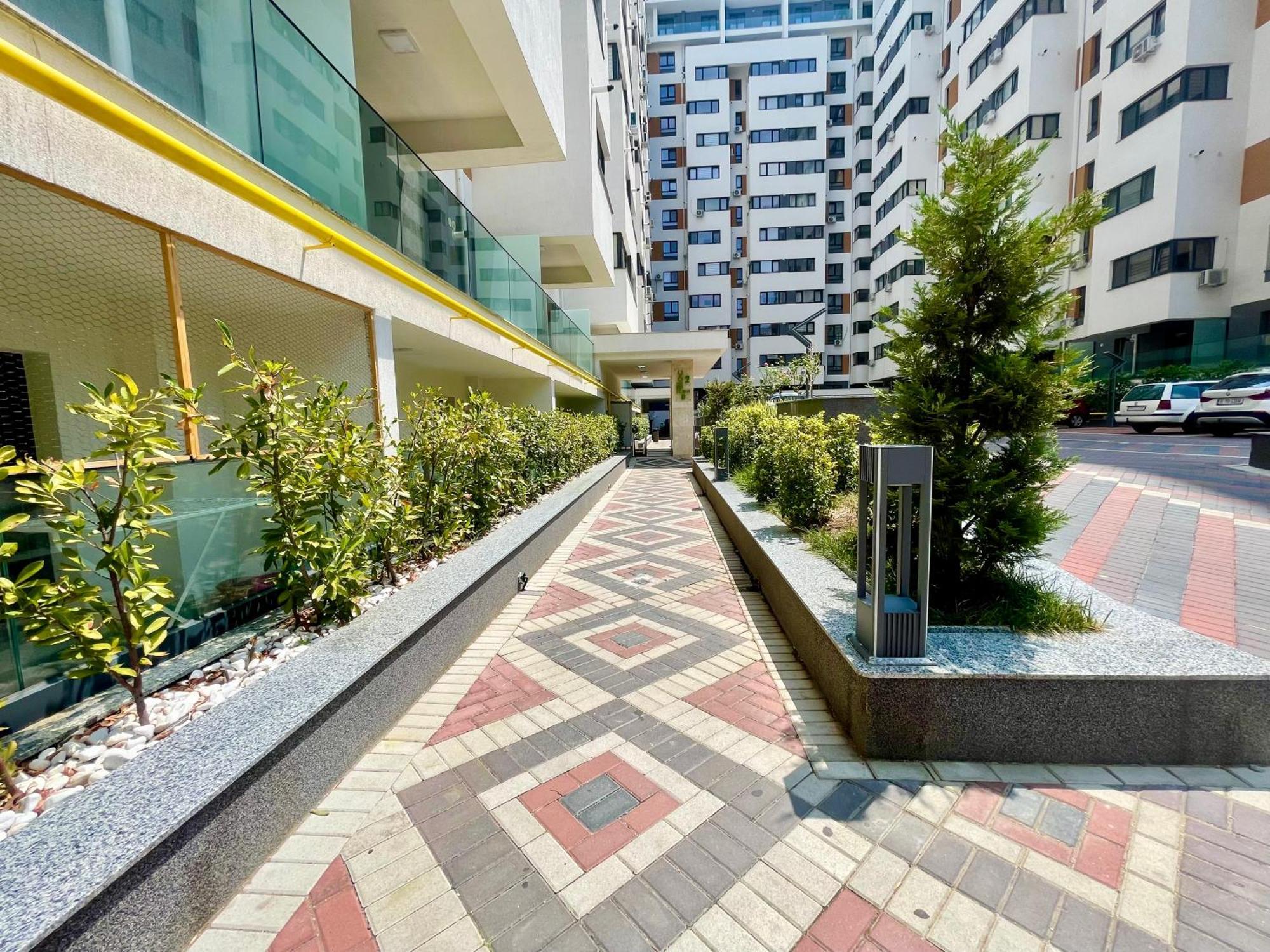 Central Adress Ad8 Apartment Bucharest Exterior photo